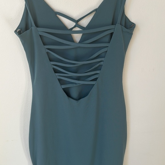 Blue blush dress - Picture 3 of 4